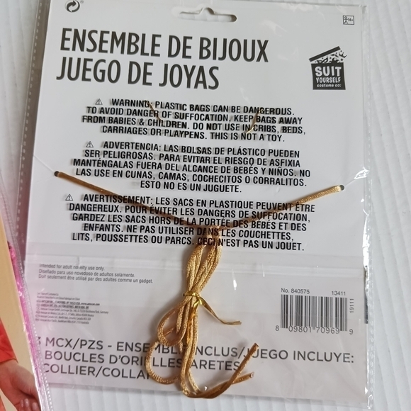 Groovy 60's Halloween Costume Set - Picture 10 of 10